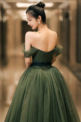 Beautiful Green Tulle Long Prom Dresses, A-Line Off the Shoulder Graduation Dresses