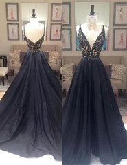 2025 Junoesque Black Beading V-Neck Zipper Prom Dresses