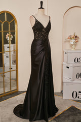 Black Mermaid Pluning V Appliques Long Prom Dresses with Slit