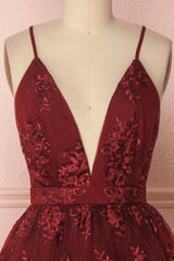 Burgundy V-Neck Lace Short Backless Prom Dresses, Cute Lace Party Dresses