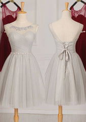 Sleeveless Scoop Neck Knee-Length A-Line/Princess Tulle Bridesmaid Dresses With Beaded