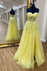 Yellow Floral Lace Strapless A-Line Prom Dresses