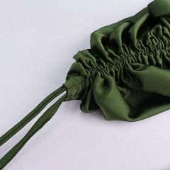 Uusi satiini vihreä prom -mekko spagetti hihnan juhla -iltapuku