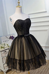 A-Line Black Lace Sweetheart Homecoming Dresses