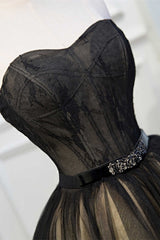 A-Line Black Lace Sweetheart Homecoming Dresses