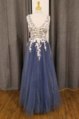 White and Navy 3D Floral Lace Plunge Neck A-Line Prom Dresses