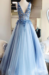 Princess Light Blue Beaded Long Prom Dresses with Appliques