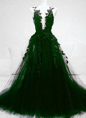 A line Green Tulle With Lace Deep Neckline Backless Prom Dresses