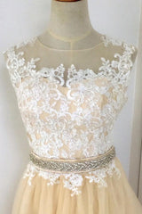 A-line Champagne with White Lace Round Neckline Party Dresses, Beautiufl Wedding Party Dresses