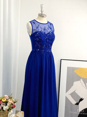 A-line Scoop Appliques Lace Floor-Length Chiffon Dresses