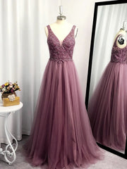 A-line V-neck Appliques Lace Floor-Length Tulle Dresses