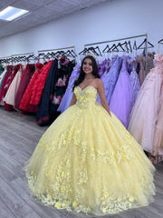 Ball Gown  Lace Sweetheart  Yellow Quinceanera Dresses