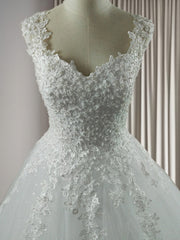 Ball-Gown Sweetheart Applique Floor-Length Tulle Wedding Dresses