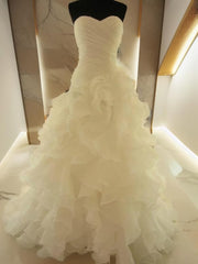 Ball-Gown Sweetheart Ruffles Court Train Organza Wedding Dresses