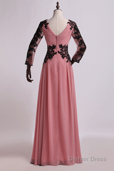 Dusty Pink Chiffon Long Sleeve Mother of the Bride Dress with Appliques