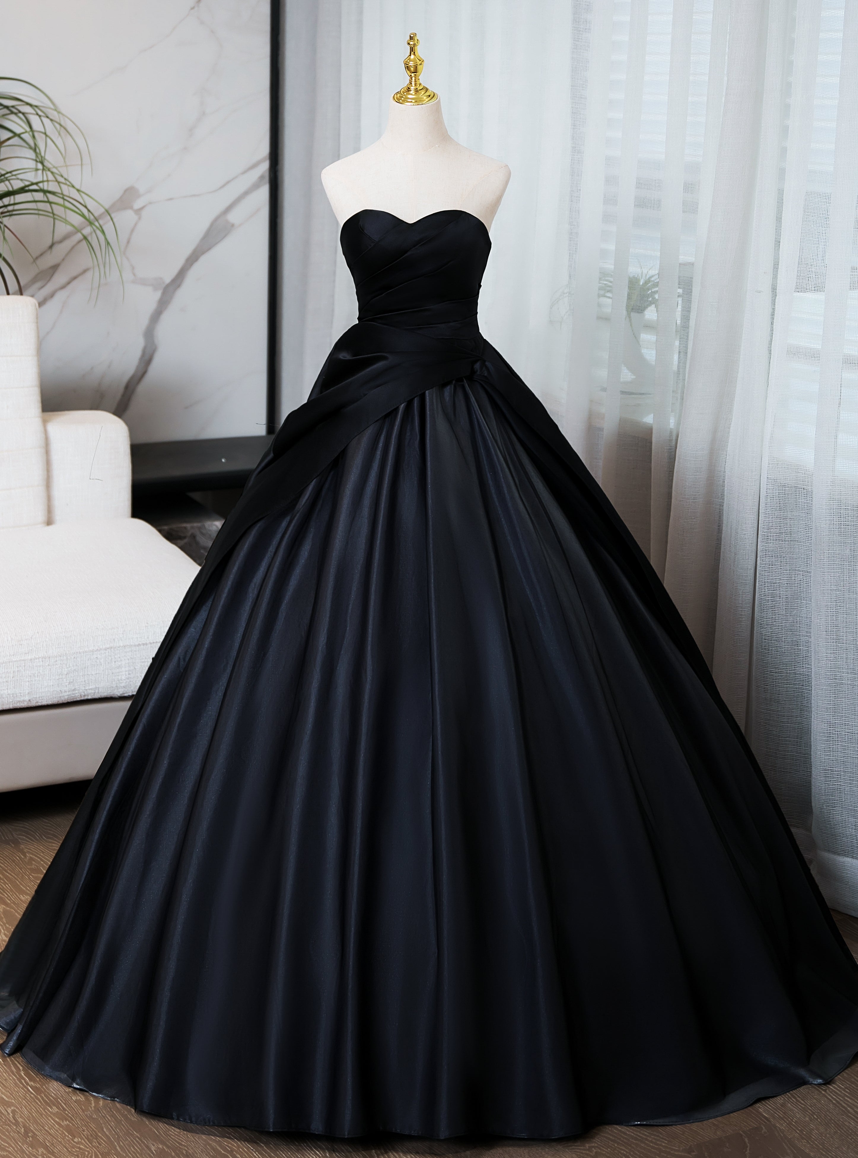 Black Satin Sweetheart Pleats Quinceanera Dress