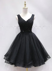 Black Tulle V Back Beaded Knee Length Homecoming Dresses, Black Short Party Dresses