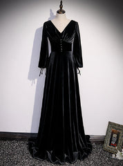 Black Velvet V-neck Long Sleeve Button Prom Dresses