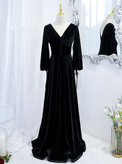 Black Velvet V-neck Long Sleeve Prom Dress