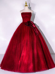 Burgundy Tulle Strapless Pleats Quinceanera Dresses