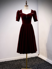 Burgundy Velvet Square Short Sleeve Pearls Prom Dresses