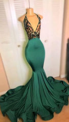 Pine Green Halter Plunging V Neck Sequin Court Long Train Mermaid Prom Dresses