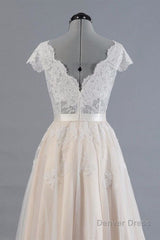 Cute Cap Sleeve V-neck Lace Tulle Wedding Dress