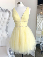 Cute Yellow V Neck Tulle Beads Short Prom Dresses Yellow Homecoming Dresses