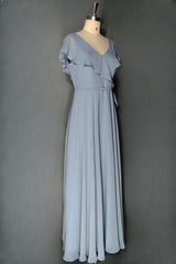 Dusty Blue V-Neck Chiffon Bridesmaid Dresses Backless Ruffled Split for Teens A-Line Long Bridesmaid Dresses