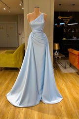 Elegant Light Blue One-shoulder Overskirt Soft-pleated Prom Dresses