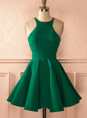 Fashion A-Line Halter Backless Green Homecoming Dresses With Pleats