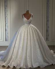 Gorgeous Long Ball Gown Sweetheart Sleeveless Lace Wedding Dress with Ruffles