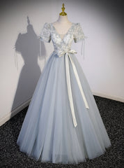 Gray Tulle Short Sleeve V-neck Appliques Prom Dress