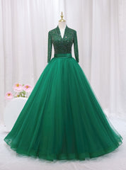 Green Tulle V-neck Long Sleeve Backless Beading Prom Dress