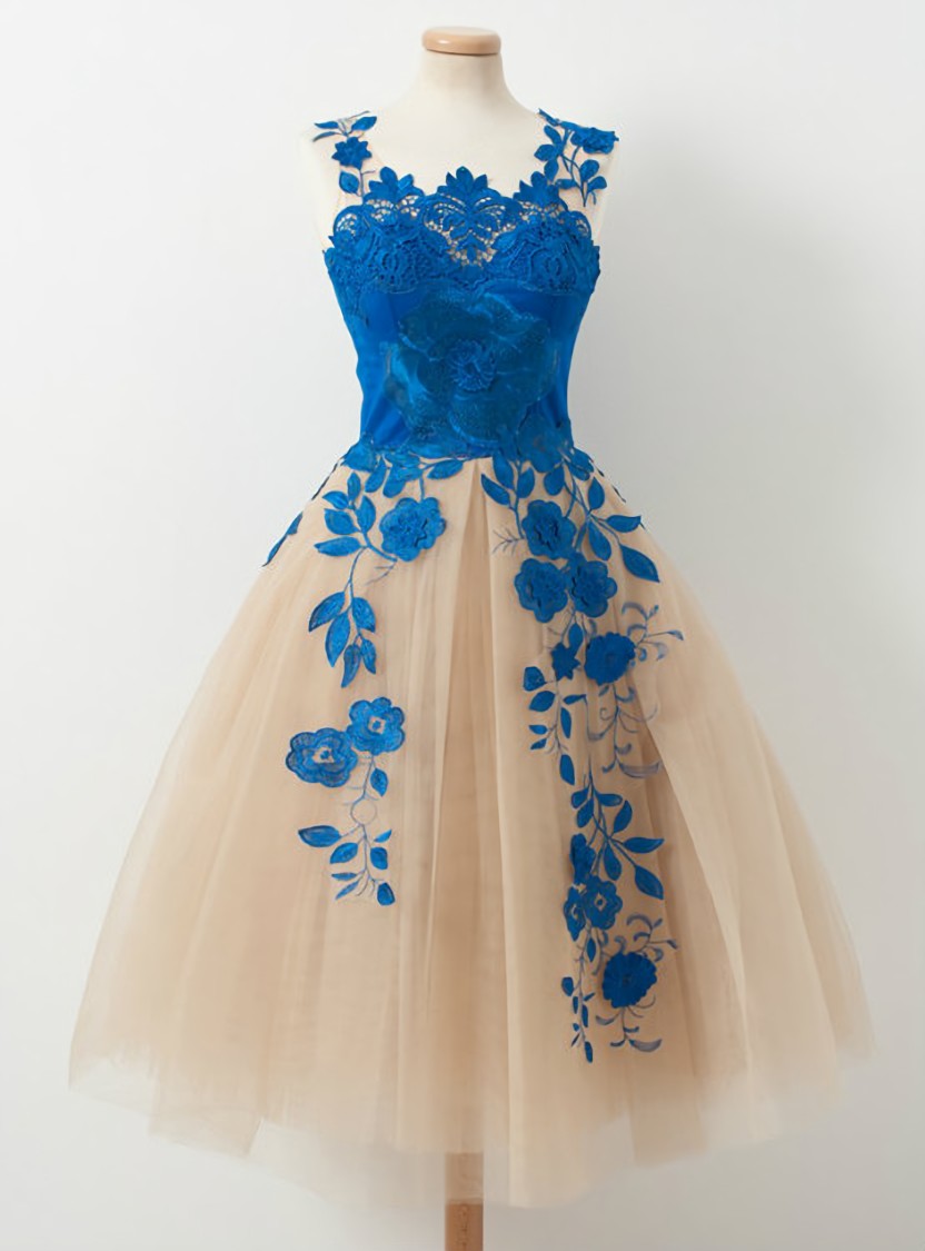 Homecoming dress Elegant V-neck A-line Blue Appliques Tulle Knee length Homecoming Dresses