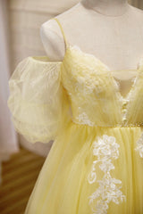 Robe de bal courte en dentelle jaune de l'épaule Robe de retour