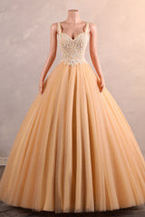 Vestidos de quinceanera de naranja claro Appliques con una línea A-Line Tul Long Ball Vestidos Prom Vestidos