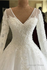 Long A-line V-neck Appliques Lace Tulle Wedding Dress with Sleeves