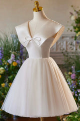 Lovely Champagne Knee Length Prom Dresses, A-Line V-Neck Bow Sleeveless Backless Party Dresses