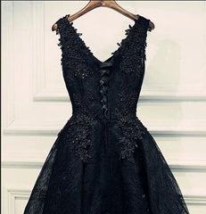 black v neck beading homecoming Dresses v neck  short prom Dresses sleeveless short lace appliques layers cocktail Dresses