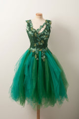 Unique V Neck Green Tulle Lace Short Prom Dresses, Green Homecoming Dresses