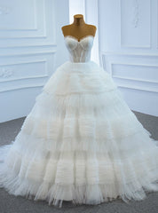 Prom Season White Ball Gown Tulle Sweetheart Pleats Tiers Wedding Dresses