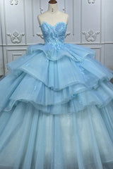 Quinceanera Dresses Romantic Princess Sleeveless Quinceanera Dresses Ruffle Strapless Sequins Ball Gown