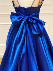 Royal Blue Satin A Line V Neck Long Prom -jurk met vlinderdas