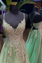 Straps Sage Green Lace Appliques Tulle Long Prom Dresses