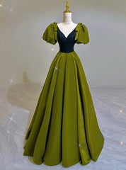 Sexy Green Satin V-neck Puff Sleeve Prom Dress