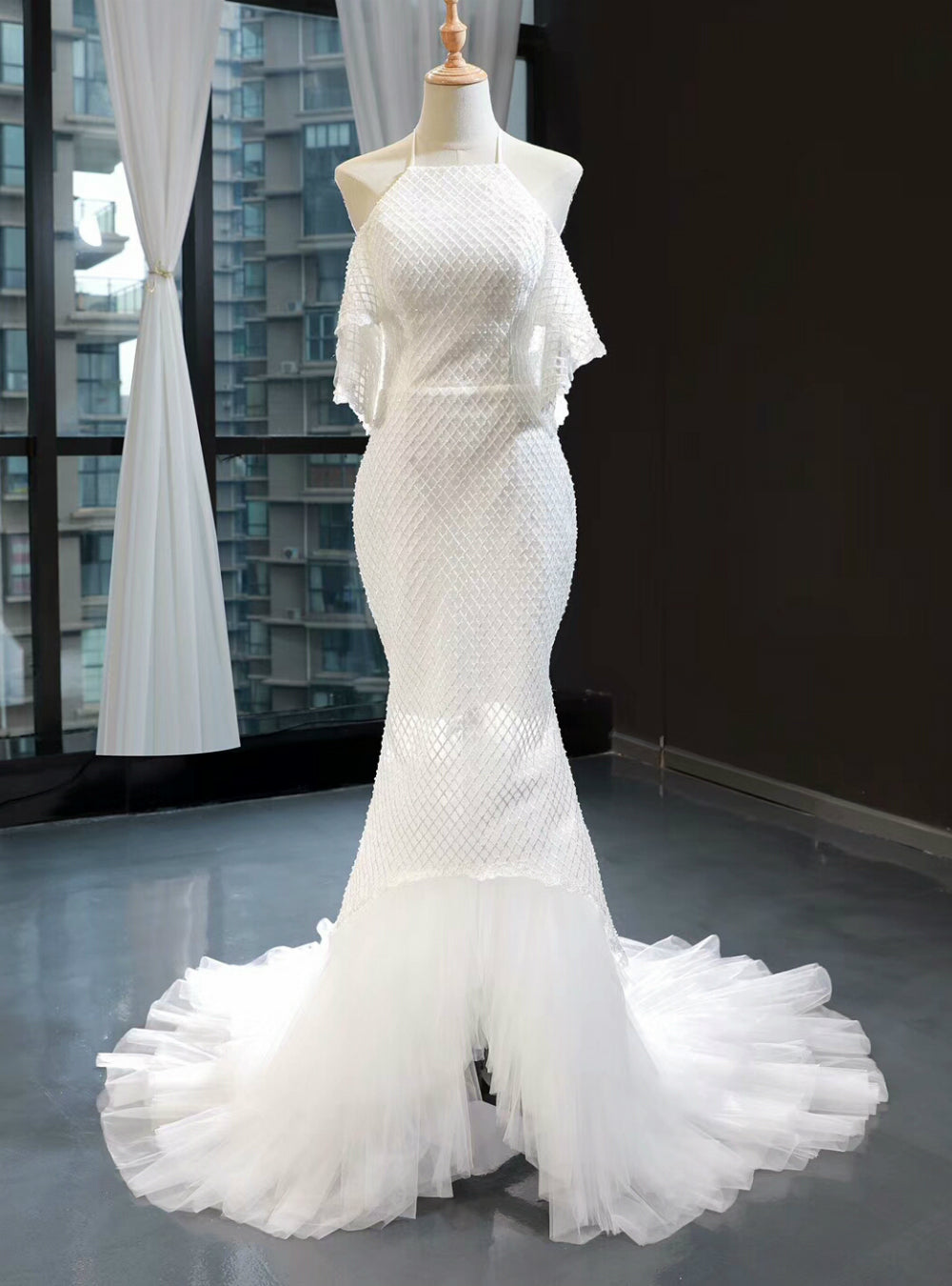 Sexy Mermaid White Tulle Halter Backless Wedding Dress