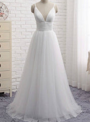 Simple White Spaghetti Straps Tulle V-neck Backless Wedding Dresses