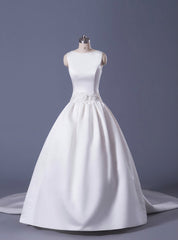 Soft Satin Ball Gown Wedding Dresses With Detachable Train Floor Length