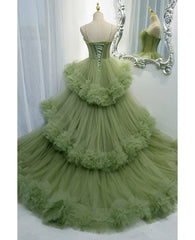 तेजस्वी हरे रंग की टियर ट्यूल ट्यूल औपचारिक प्रोम ड्रेस के साथ